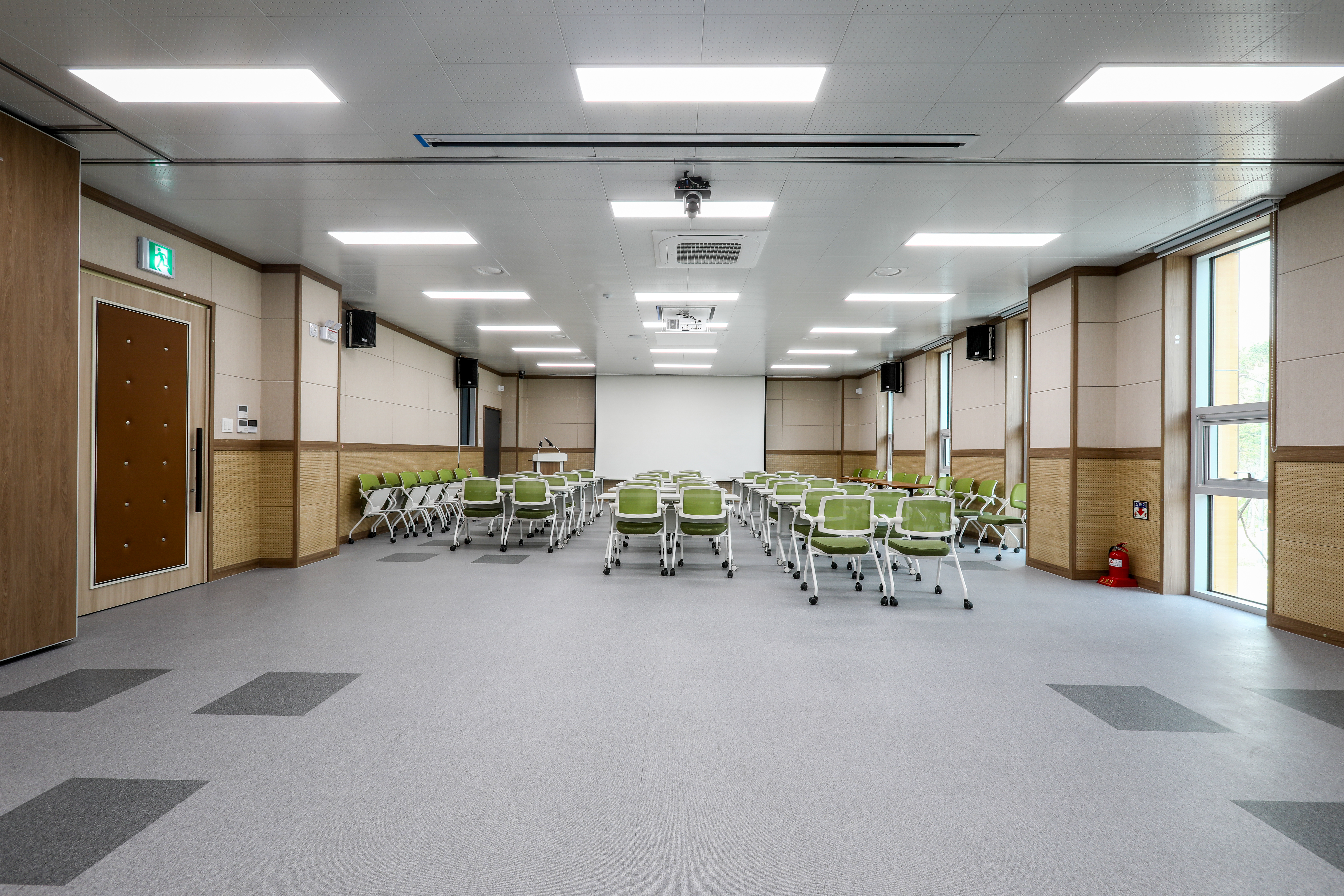 대회의실 이미지 1